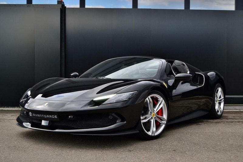 Gebraucht Ferrari 296 829 PS (609 kW) 2024 Schwarz Cabrio