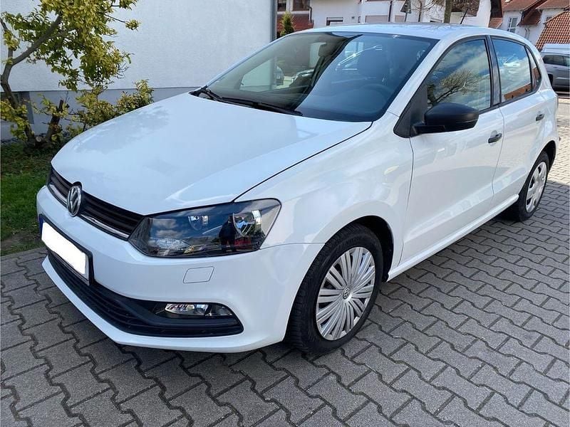 Gebraucht VW Polo Trendline 60 PS (44 kW) 2017 Weiß Limousine