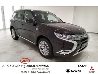 Gebraucht Mitsubishi Outlander P-HEV Plus 224 PS (164 kW) 2021 Schwarz SUV