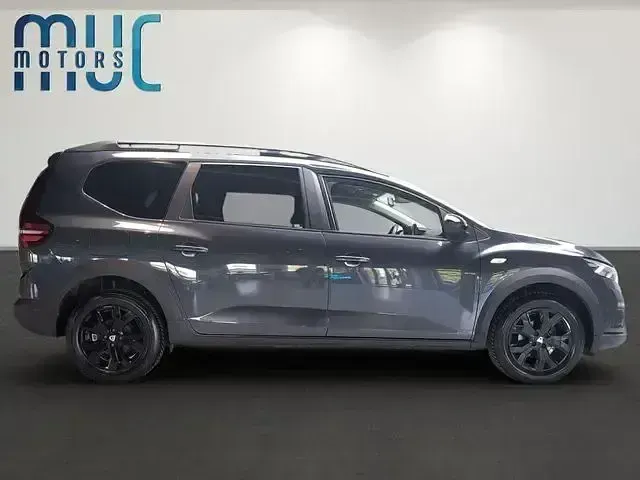 Usata Dacia Jogger Extreme 101 CV (74 kW) 2022 Grigio Monovolume