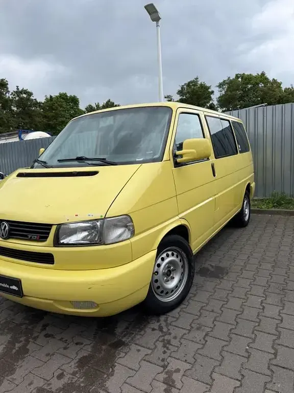 Gebraucht VW T4 151 PS (111 kW) 2000 Grün Van