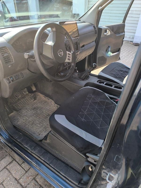 Gebraucht Nissan Navara 190 PS (139 kW) 2010 Blau Pickup