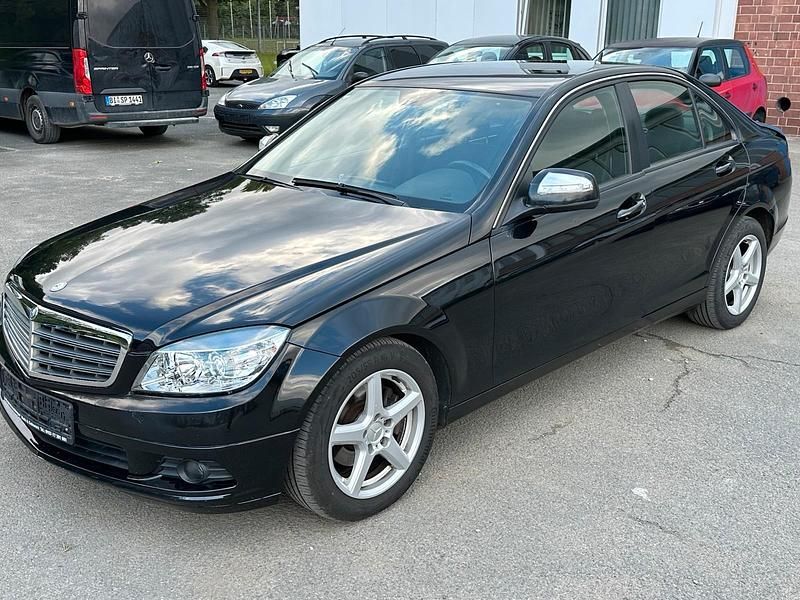Schwarz Gebraucht 2007 Mercedes C180 Limousine | 4.500 € (Guter Preis) - Bild 1/4