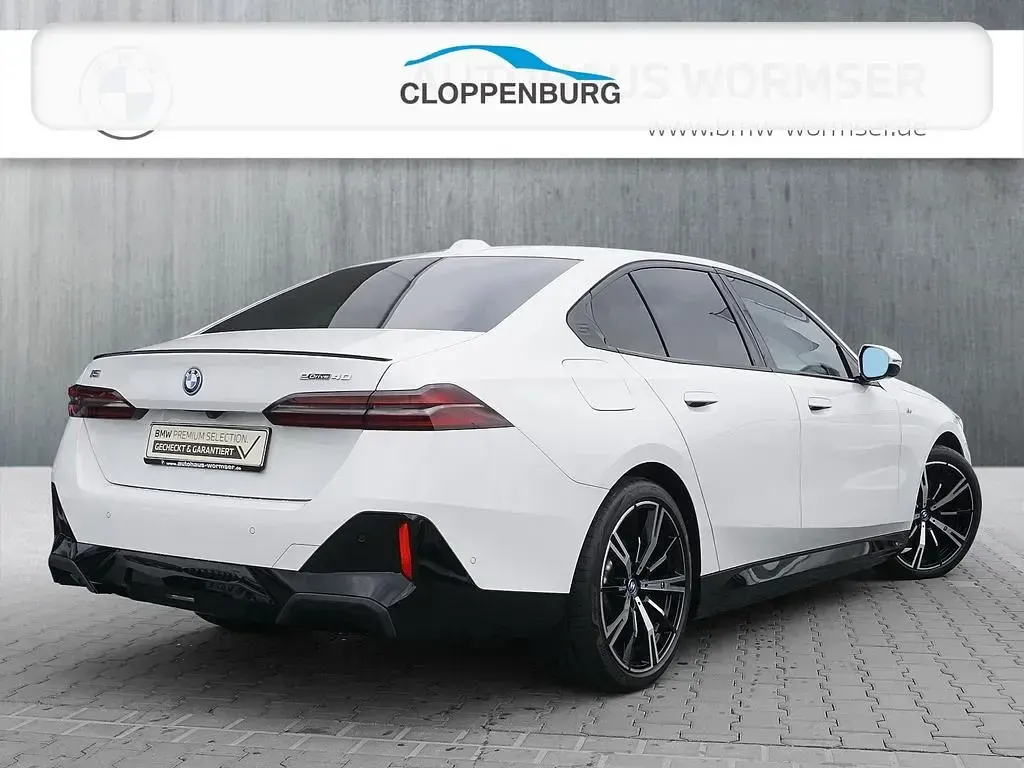 Gebraucht BMW i5 M Sport 250 kW (340 PS) 2025 Weiß Limousine