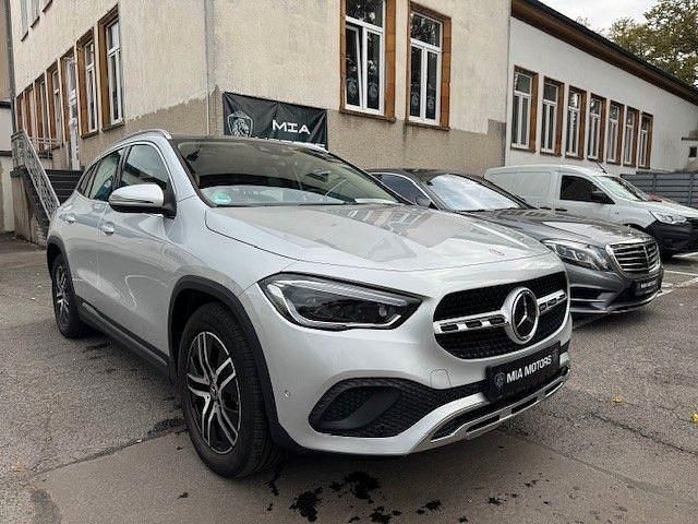Silber Gebraucht 2021 Mercedes GLA250 SUV | 34.599 € (Fairer Preis) - Bild 1/4