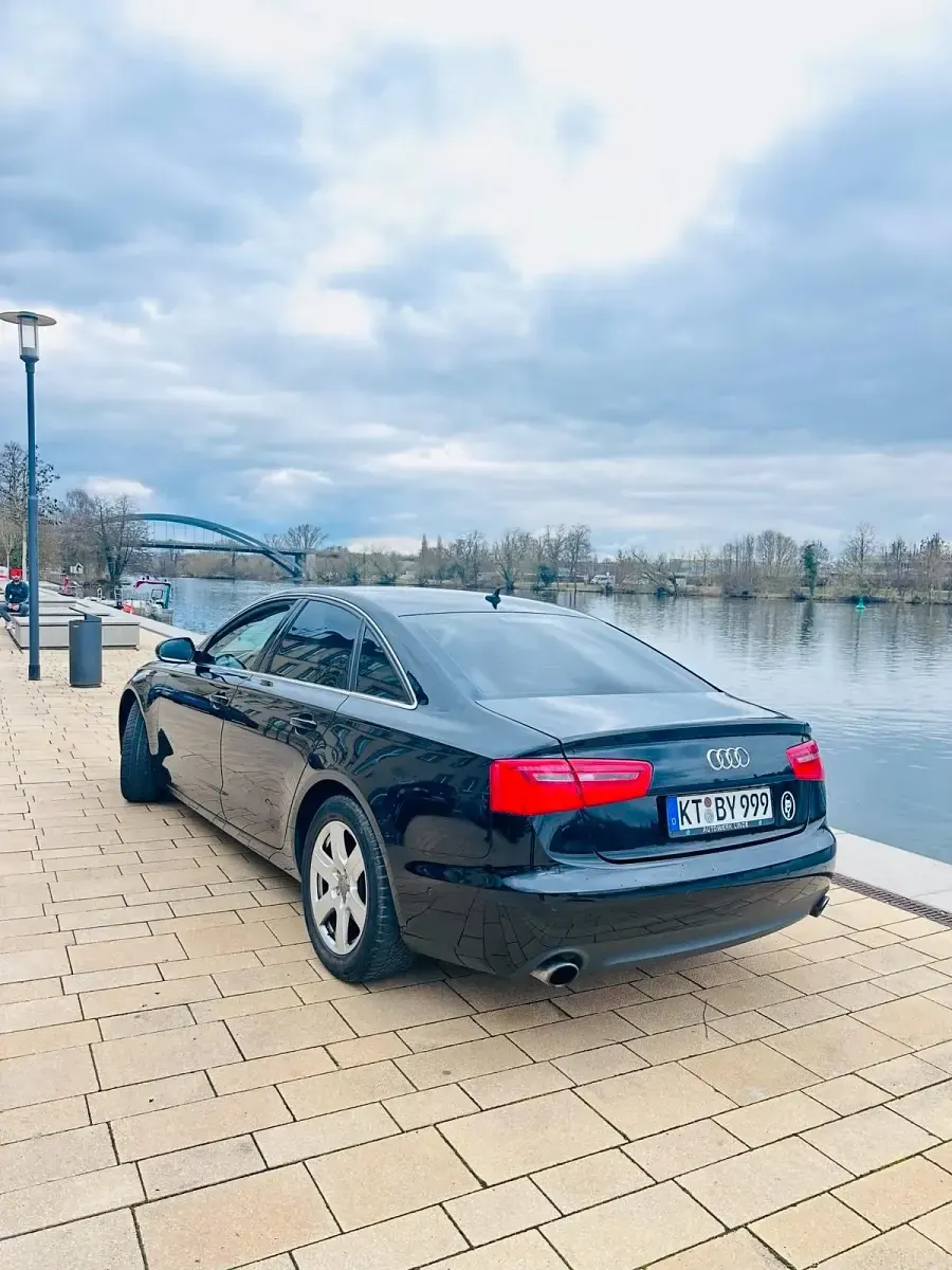 Gebraucht Audi A6 180 PS (132 kW) 2012 Schwarz Limousine