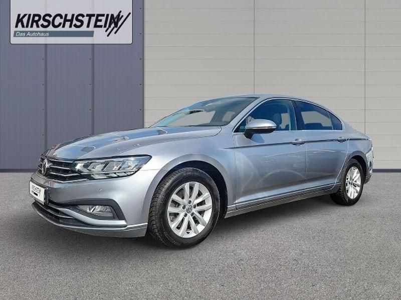 Gebraucht VW Passat Business 150 PS (110 kW) 2021 Silber Limousine