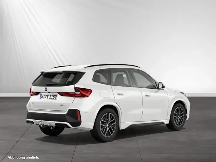 Gebraucht BMW X1 M Sport 150 PS (110 kW) 2023 Mineralweiß metallic SUV