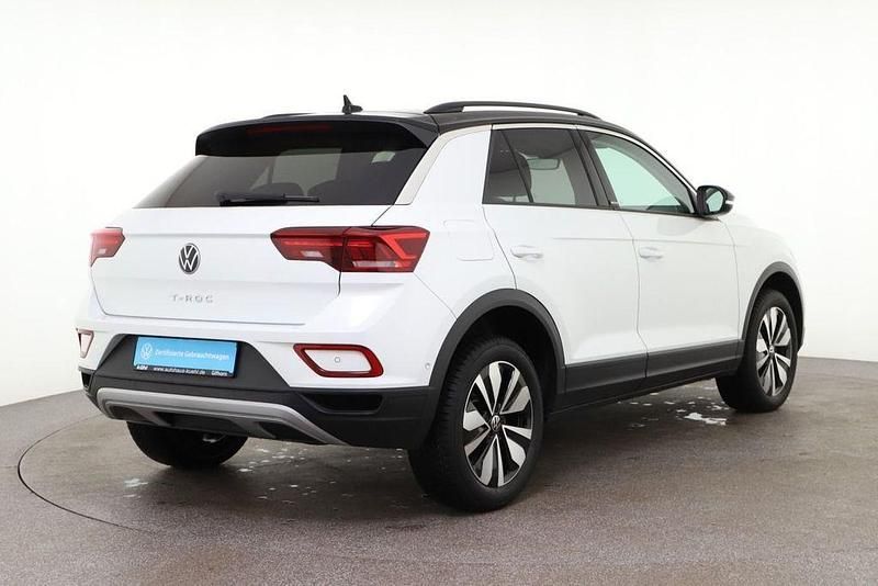 Gebraucht VW T-Roc Move 116 PS (85 kW) 2024 Pure white SUV