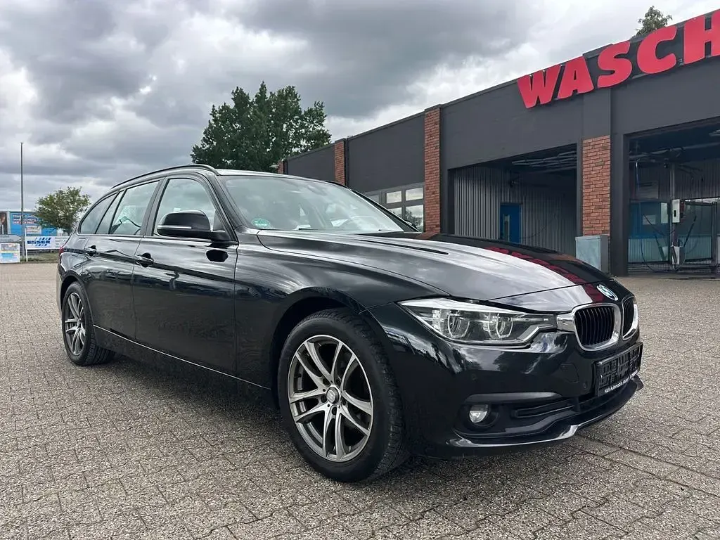 Gebraucht BMW 318 Advantage 150 PS (110 kW) 2019 Schwarz Kombi