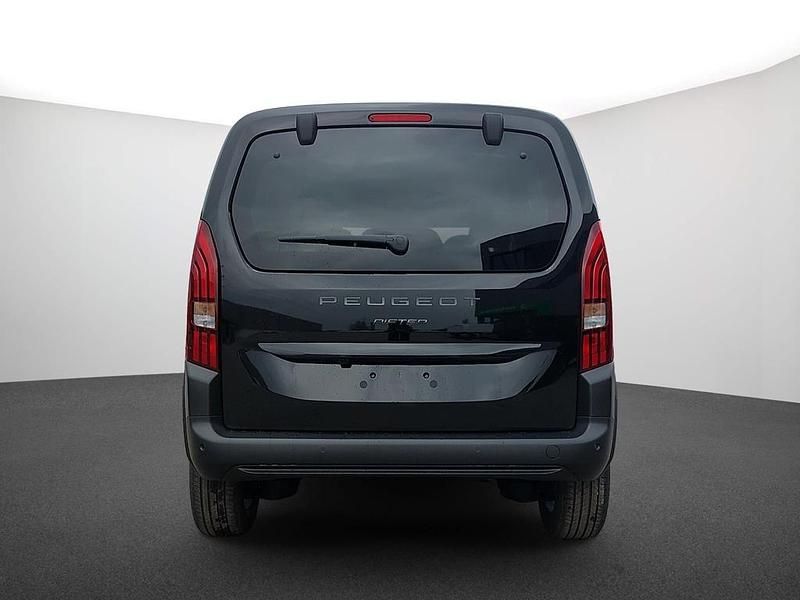 Gebraucht Peugeot Rifter Allure 131 PS (96 kW) 2026 Perlaneraschwarz Van / Kleinbus