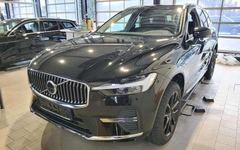 Gebraucht Volvo XC60 Plus 349 PS (256 kW) 2022 Schwarz SUV