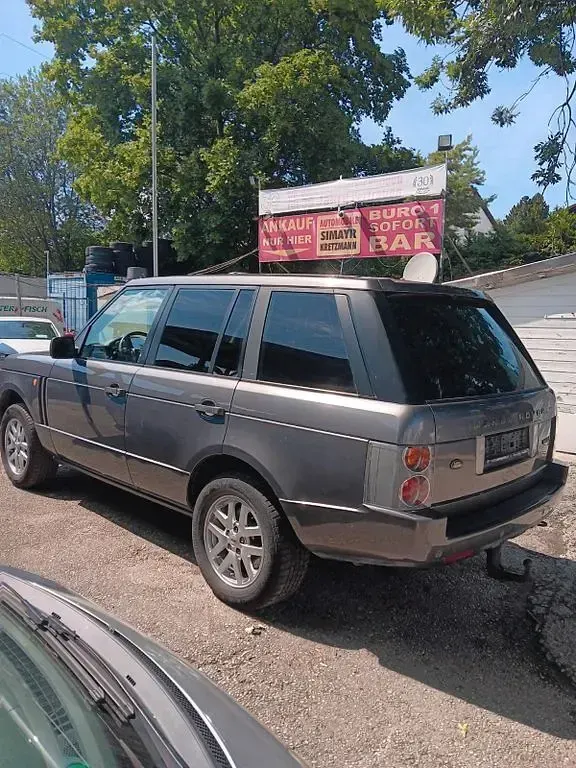 Gebraucht Land Rover Range Rover Vogue 177 PS (130 kW) 2003 Grau SUV