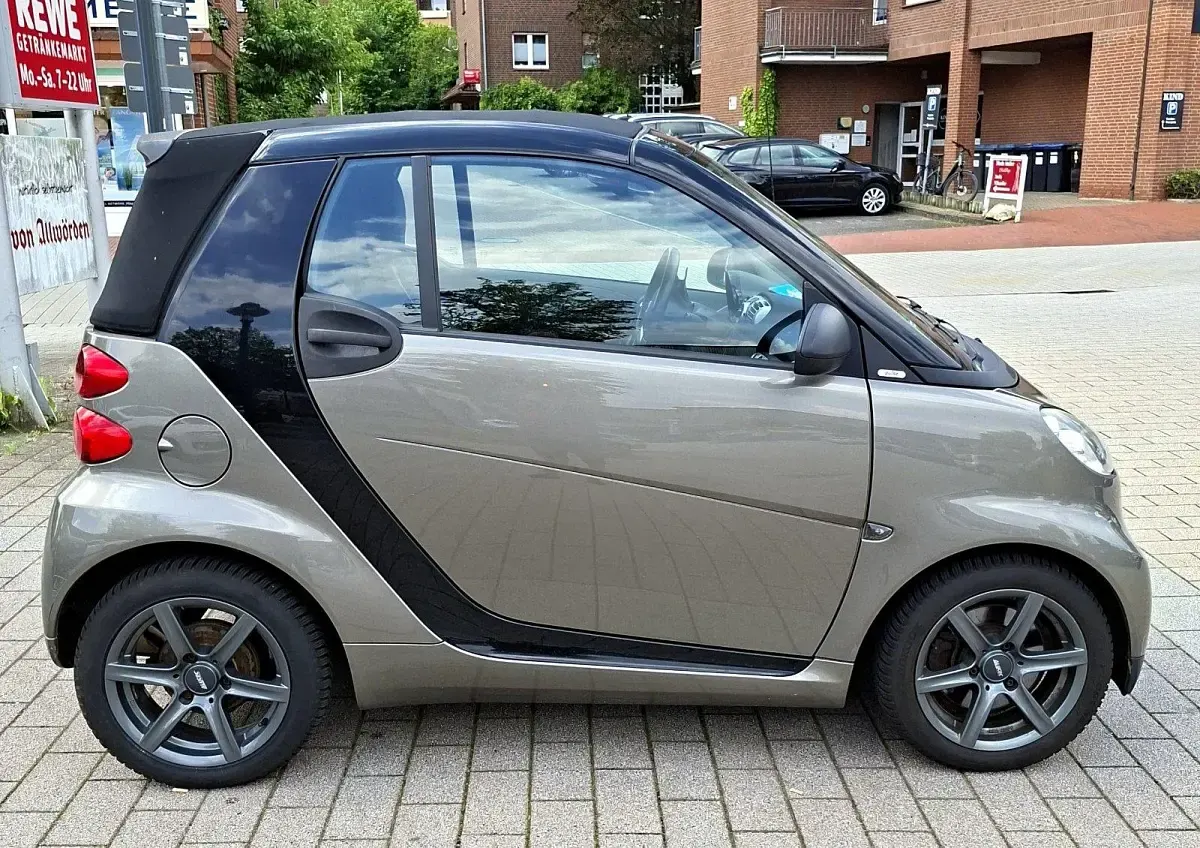 Gebraucht Smart ForTwo Cabrio Passion 84 PS (61 kW) 2010 Cabrio