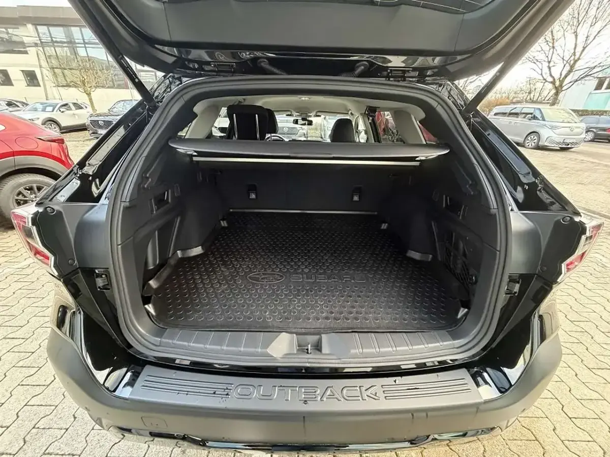 Gebraucht Subaru Outback Exclusive+ 169 PS (124 kW) 2025 Crystal black silica Kombi