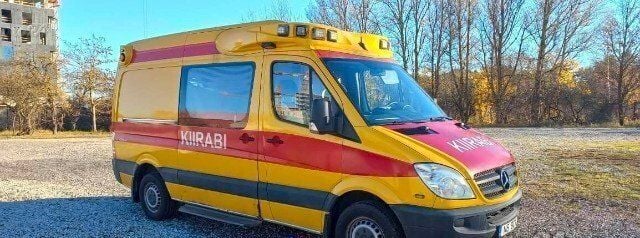 Gebraucht Mercedes Sprinter 163 PS (119 kW) 2010 Gelb Van