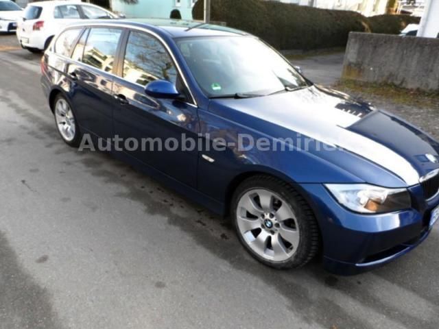 Gebraucht BMW 330 231 PS (169 kW) 2006 Blau metallic Kombi