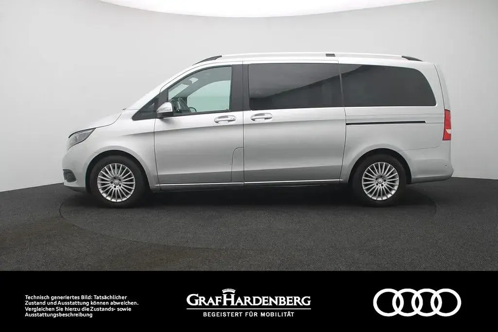 Usata Mercedes V220 163 CV (119 kW) 2015 Argento Monovolume