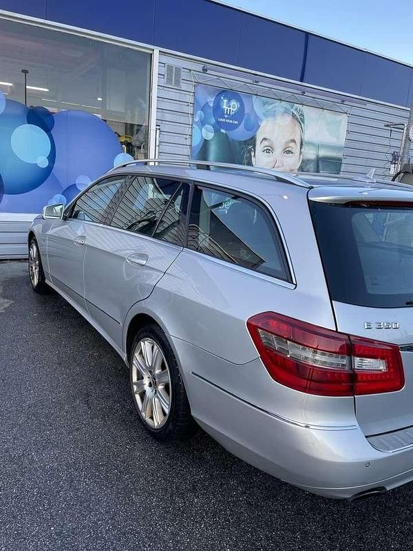 Gebraucht Mercedes E350 Elegance 265 PS (194 kW) 2012 Silber Kombi