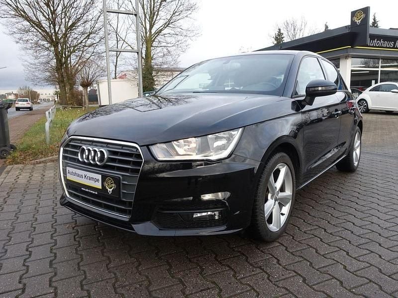 Brillantschwarz Gebraucht 2015 Audi A1 Sportback Design Kleinwagen | 10.480 € (Fairer Preis) - Bild 1/4