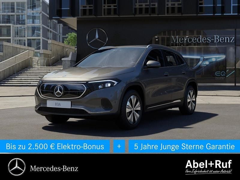 Mountaingrau (metallic) Gebraucht 2023 Mercedes EQA250 Progressive SUV | 27.879 € (Guter Preis) - Bild 1/4