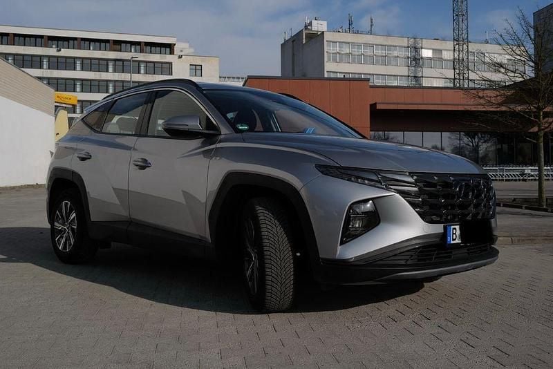 Gebraucht Hyundai Tucson Trend 150 PS (110 kW) 2024 Grau SUV