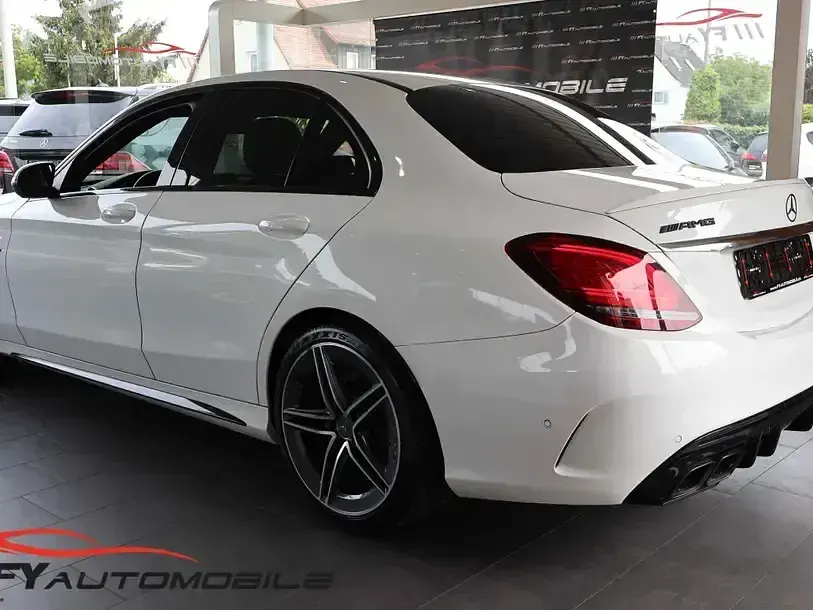 Gebraucht Mercedes C63 AMG AMG 476 PS (350 kW) 2019 Polarweiss  unilack Limousine