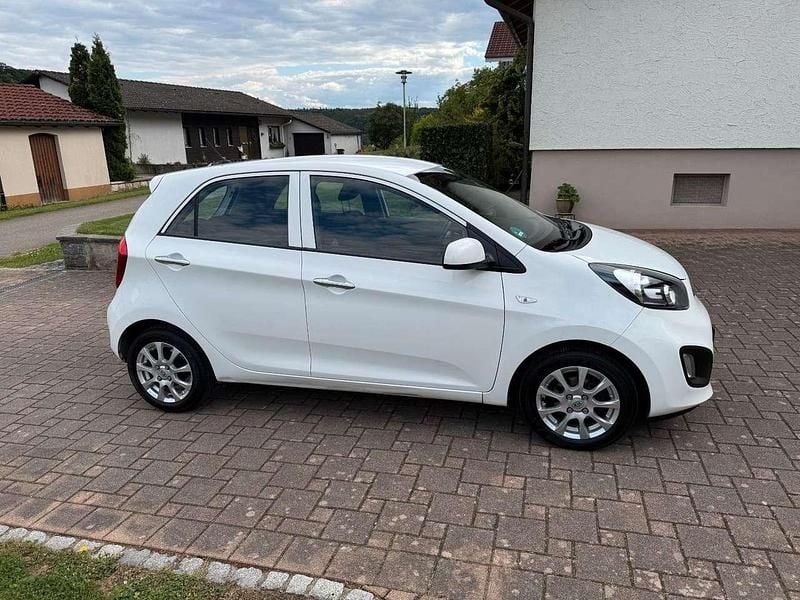 Weiß Gebraucht 2014 Kia Picanto Kleinwagen | 3.700 € (Superpreis) - Bild 1/4