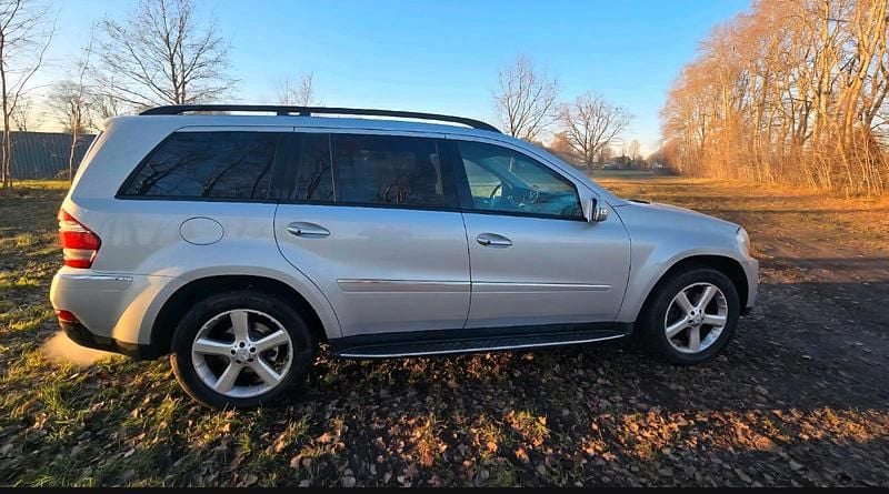 Gebraucht Mercedes GL420 306 PS (225 kW) 2006 Silber SUV