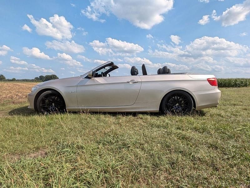 Occasion BMW 330 Cabriolet Performance 245 ch (180 kW) 2011 Argent Cabriolet