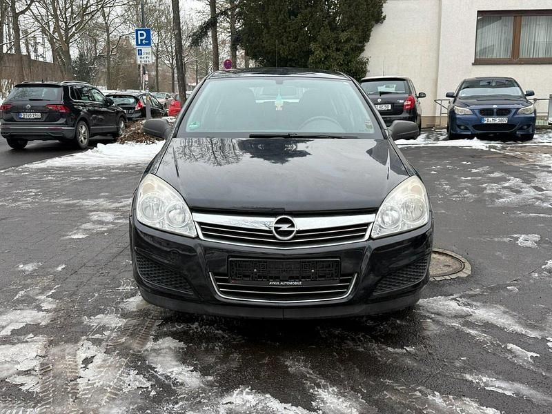 Gebraucht Opel Astra 90 PS (66 kW) 2009 Schwarz Kleinwagen