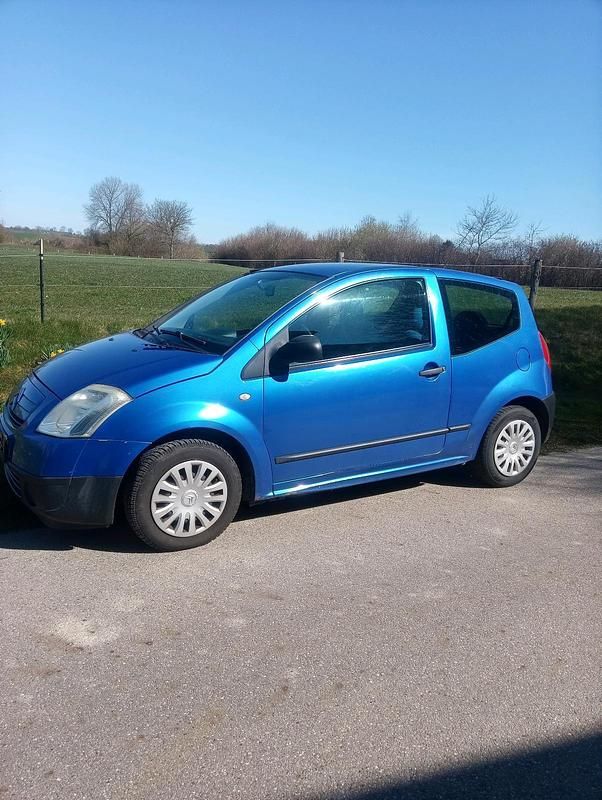 Usata Citroën C2 60 CV (44 kW) 2004 Blu Utilitaria