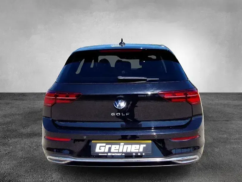 Gebraucht VW Golf VIII Style 131 PS (96 kW) 2022 Deep black (metallic) Limousine
