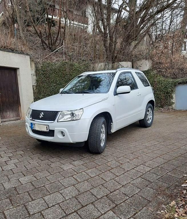 Gebraucht Suzuki Grand Vitara 106 PS (77 kW) 2008 Weiß SUV