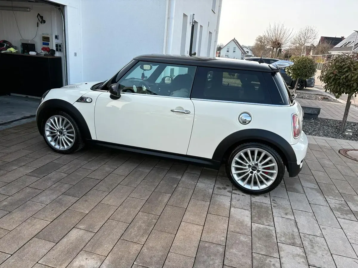 Gebraucht Mini John Cooper Works 220 PS (161 kW) 2007 Beige Kleinwagen
