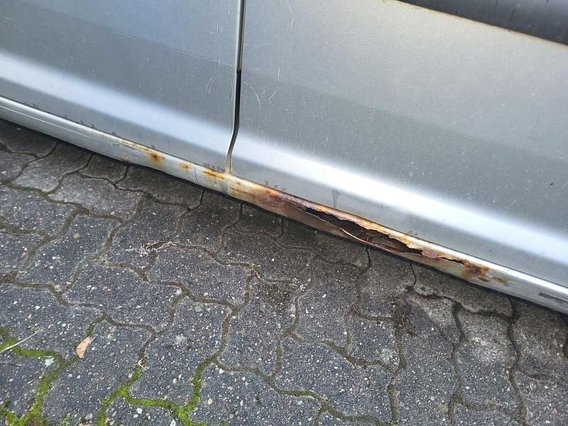 Gebraucht VW Caddy Life 80 PS (58 kW) 2008 Silber Van / Kleinbus