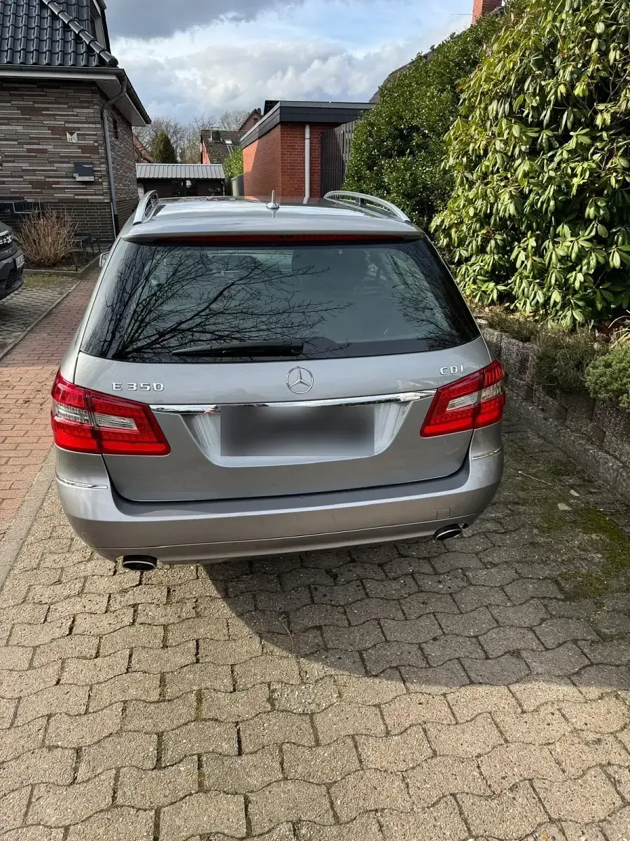 Gebraucht Mercedes E350 231 PS (169 kW) 2009 Grau Kombi