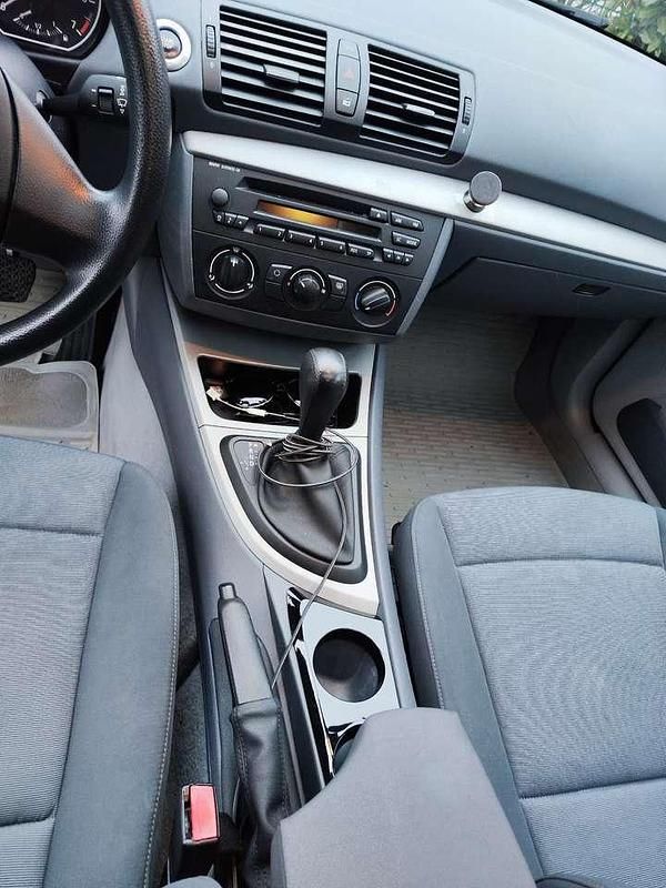 Gebraucht BMW 118 129 PS (94 kW) 2004 Blau Kleinwagen