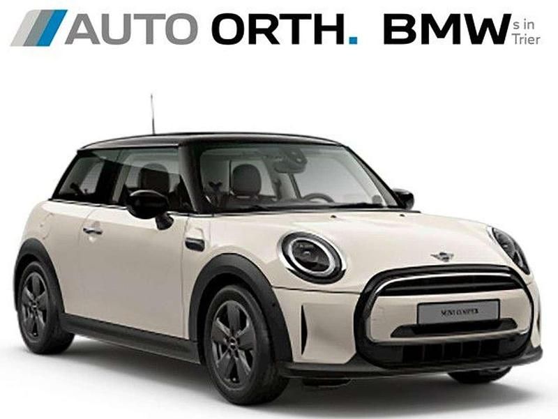 Gebraucht Mini Cooper 136 PS (100 kW) 2022 Weiß Kleinwagen