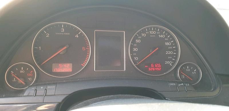 Gebraucht Audi A4 131 PS (96 kW) 2003 Silber Kombi