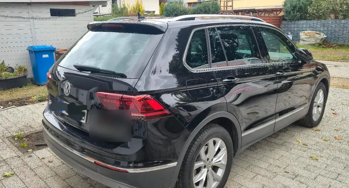 Second-hand VW Tiguan 150 CP (110 kW) 2018 Negru SUV