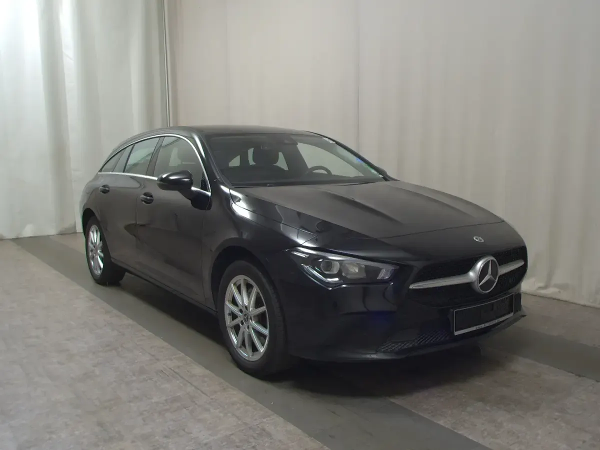 Gebraucht Mercedes CLA250 218 PS (160 kW) 2022 Nachtschwarz Coupé