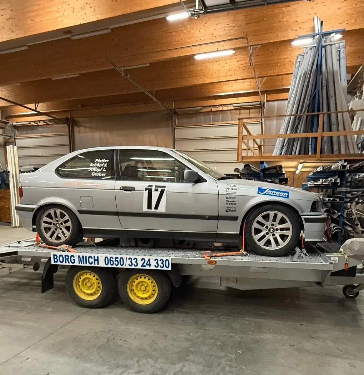 Gebraucht BMW 318 140 PS (102 kW) 1995 Silber Coupé