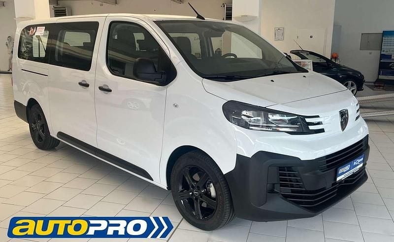 Gebraucht Peugeot Expert Active 177 PS (130 kW) 2024 Weiß Van