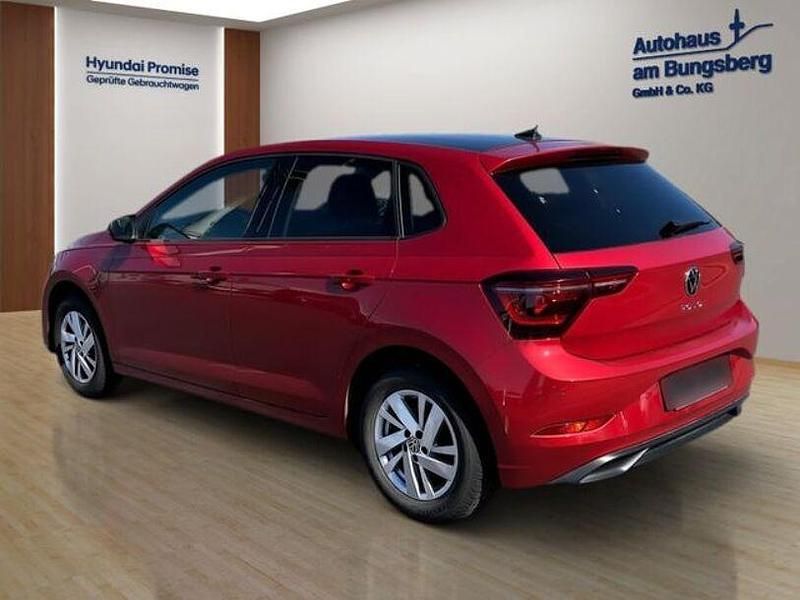 Gebraucht VW Polo Style 95 PS (69 kW) 2023 Rot Limousine