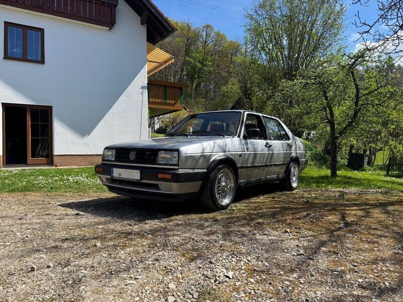 Silber Gebraucht 1991 VW Jetta Limousine | 4.500 € - Bild 1/4