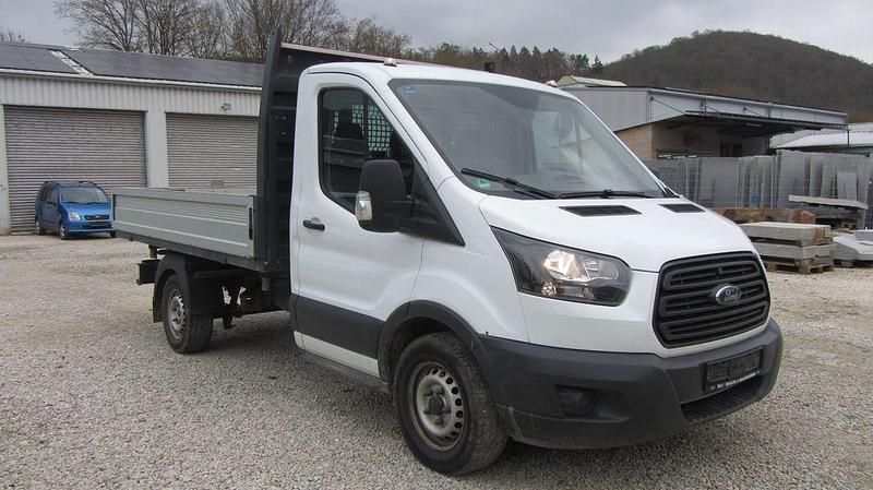 Usado Ford Transit 131 HP (96 kW) 2017 Branco SUV