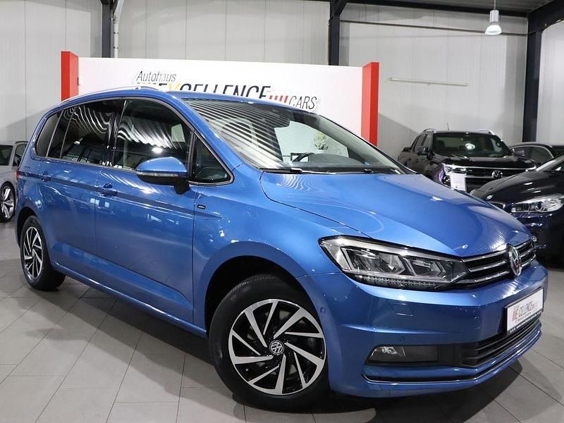 Gebraucht VW Touran Family 116 PS (85 kW) 2019 Blau Van / Kleinbus