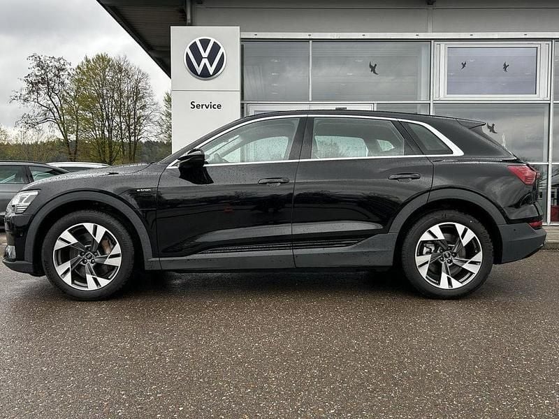 Gebraucht Audi e-tron 230 kW (313 PS) 2022 Schwarz SUV