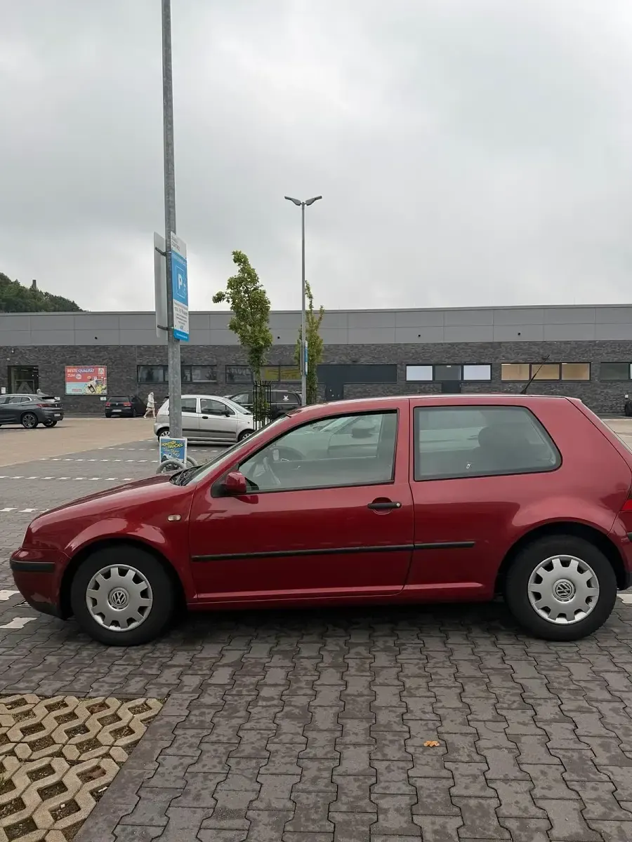 Gebraucht VW Golf III Basis 75 PS (55 kW) 1999 Rot Kleinwagen
